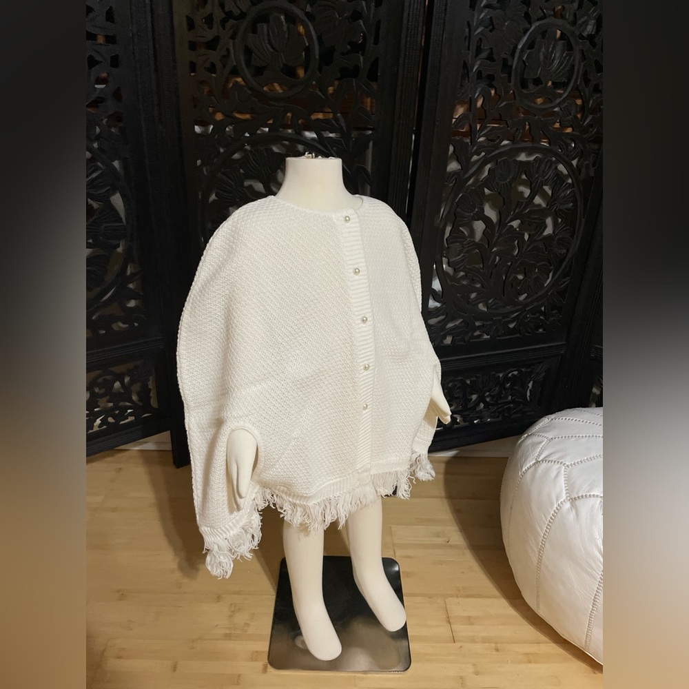 NEW Julius Berger Sweater Shaw P & P Cape Girl